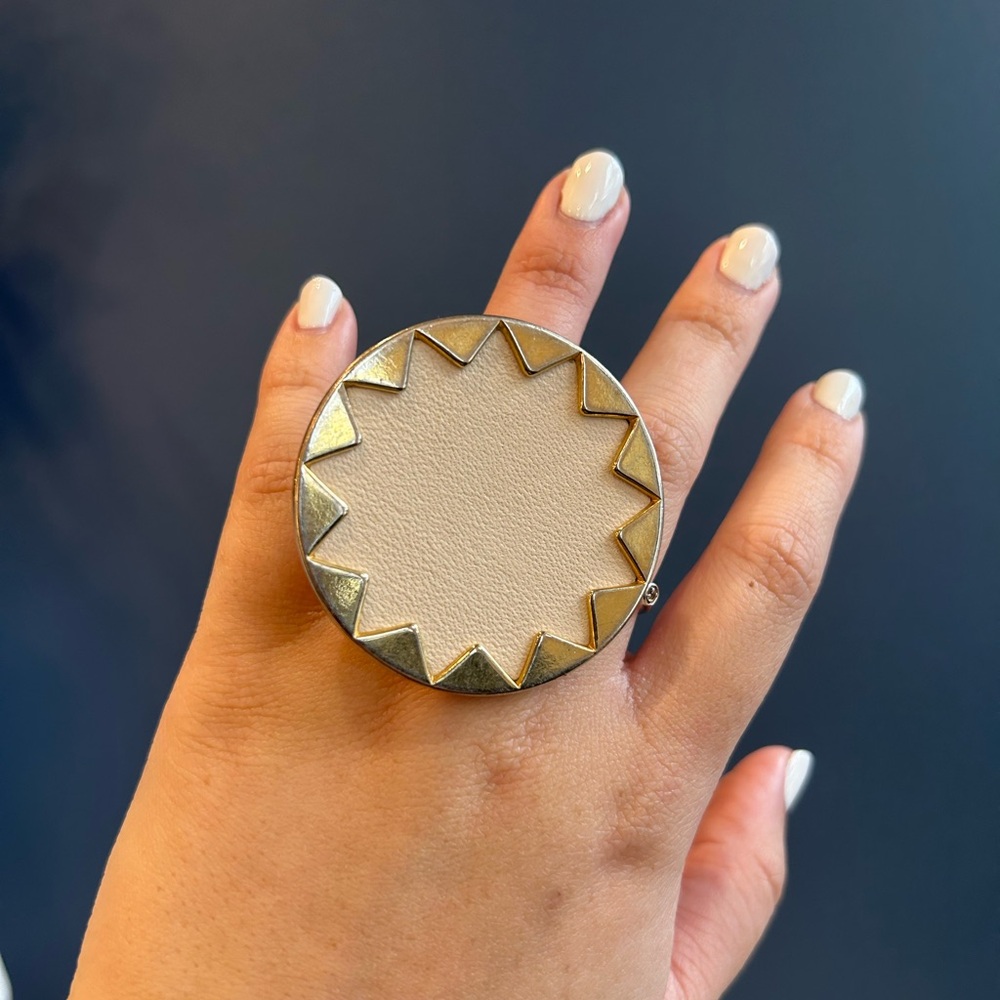 🌞House Of Harlow Sunburst Ring🌞